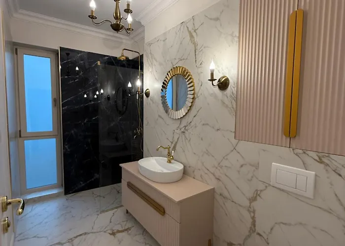 The Sun Building Loft Sunrise Apartament